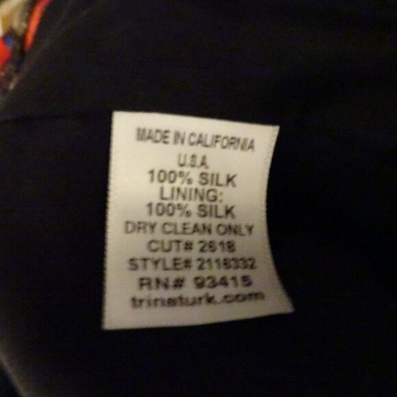 Trina Turk 100% Silk Fit & Flare Dress Size 6 Multicolor Geometric Sleeveless - Picture 9 of 9